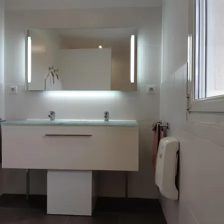 La Cazarelle Panzió Saint-Jean-de-Cuculles