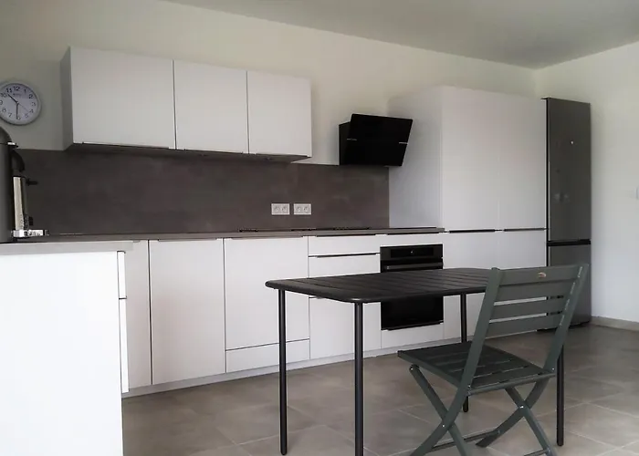 Bed & Breakfast La Cazarelle *