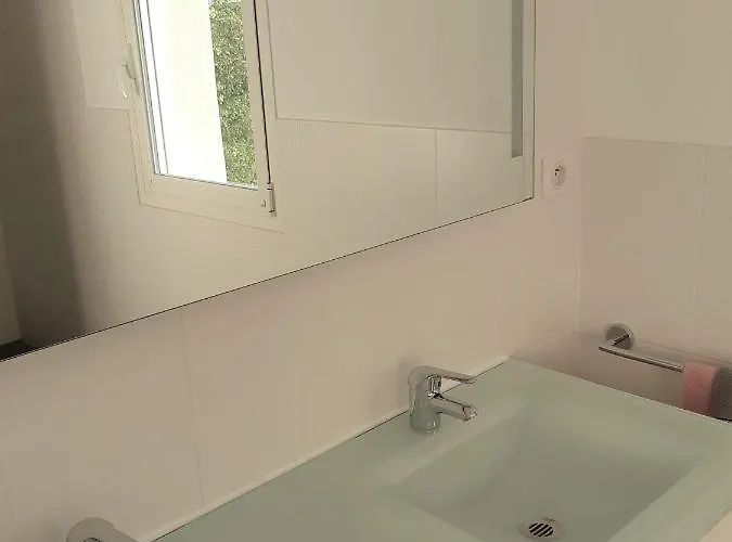 La Cazarelle Bed & Breakfast